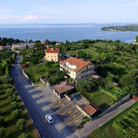 Apartments Neja Piran Buitenkant foto